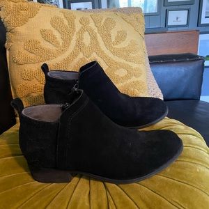 Tom’s Black and Grey Booties